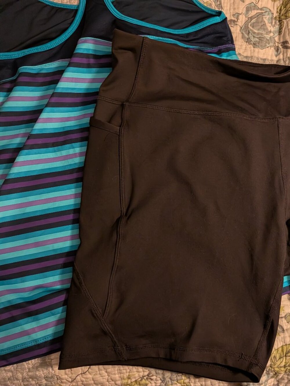 Share 2Pc Champion Swimsuit Top and Boy Shorts Swim Bottom XXL Blue Black & Purp